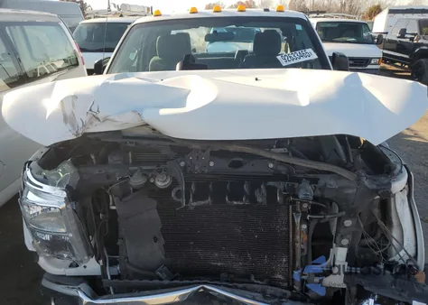 2015 Ford F250 Super Duty from USA, damaged, VIN 1FT7X2B60FEB86061